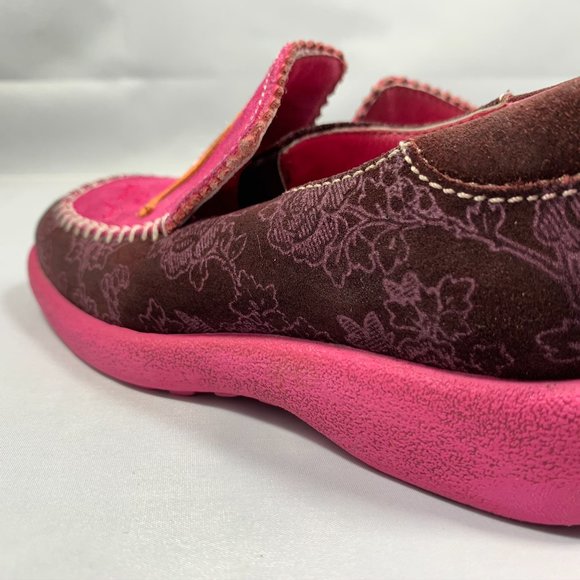 RARE Oilily Girls Kids Shoes Floral Design and Embroidery Pink and Burgundy - Picture 8 of 9